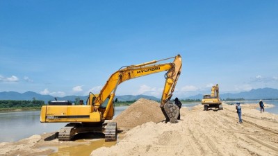 Giá cát xây dựng vẫn ở ngưỡng cao do khan hiếm nguồn cung.